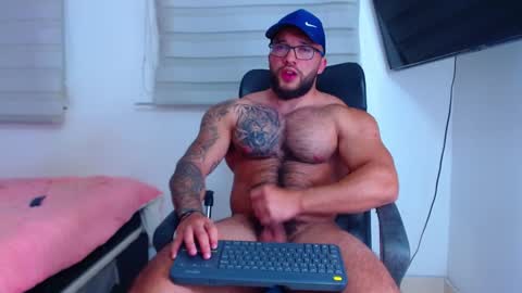 Snapshot of andrew_holden__ chatting on January 30, 2025, 11:45 pm andrew_holden__ online show from January 30, 2025, 11:45 pm