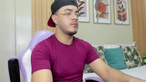 A N D R E W online show from January 17, 2026, 2:33 pm