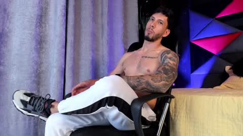 Snapshot of andrew_mathe chatting on December 3, 2024, 9:45 pm Andrew Mathwes online show from December 3, 2024, 9:45 pm