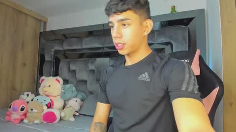 Andrew M. online show from October 7, 2025, 1:03 am