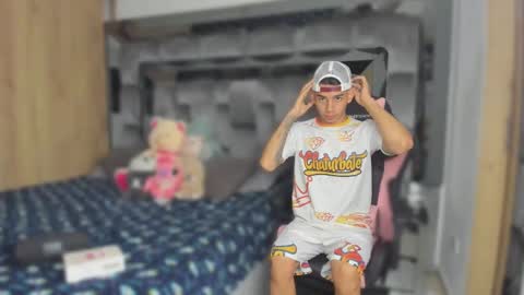 Andrew M. online show from November 4, 2025, 5:17 am