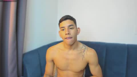 Snapshot of andrew_twink18 chatting on April 7, 2026, 2:12 am Andrew M. online show from April 7, 2026, 2:12 am