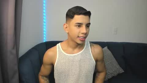 Snapshot of andrew_twink18 chatting on April 11, 2026, 1:54 am Andrew M. online show from April 11, 2026, 1:54 am