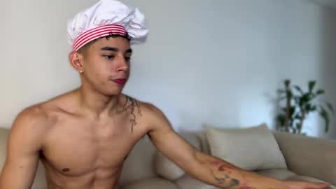 Snapshot of andrew_twink18 chatting on April 12, 2026, 4:45 pm Andrew M. online show from April 12, 2026, 4:45 pm
