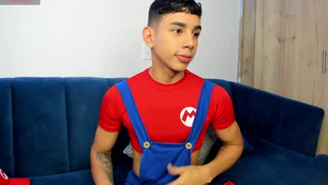 Snapshot of andrew_twink18 chatting on April 13, 2026, 11:10 pm Andrew M. online show from April 13, 2026, 11:10 pm