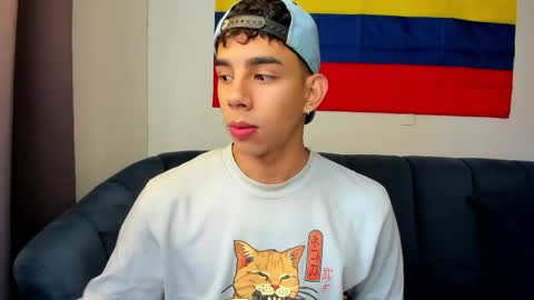 Snapshot of andrew_twink18 chatting on April 26, 2026, 1:09 pm Andrew M. online show from April 26, 2026, 1:09 pm
