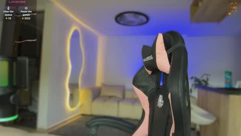Snapshot of andrew_twink18 chatting on May 7, 2026, 5:07 pm Andrew M. online show from May 7, 2026, 5:07 pm