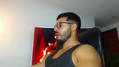 Snapshot of andrew_west_ chatting on December 21, 2024, 10:51 pm ANDREW WEST online show from December 21, 2024, 10:51 pm