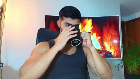 Snapshot of andrew_west_ chatting on February 26, 2025, 10:53 pm ANDREW WEST online show from February 26, 2025, 10:53 pm