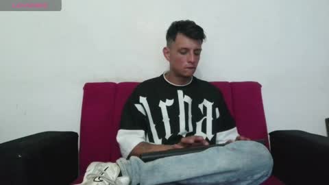 andrew online show from May 10, 2026, 4:39 am