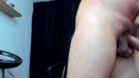 Snapshot of andrewdiaz_ chatting on June 16, 2026, 2:25 am Andrew Diaz online show from June 16, 2026, 2:25 am