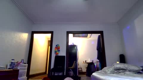 andrewgennie online show from October 16, 2025, 9:54 am