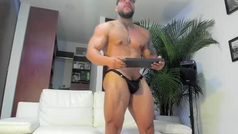 Snapshot of andrewjohnson0 chatting on January 25, 2025, 2:04 am Andrew Johnson online show from January 25, 2025, 2:04 am