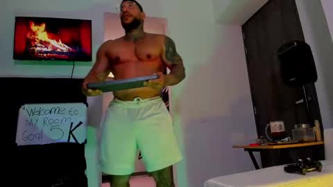 Snapshot of andrewjohnson0 chatting on September 23, 2025, 4:54 pm Andrew Johnson online show from September 23, 2025, 4:54 pm