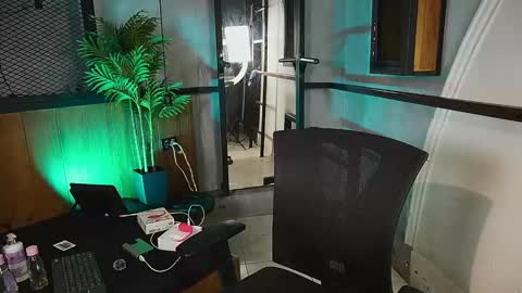 AndreWortix online show from May 8, 2026, 4:18 am