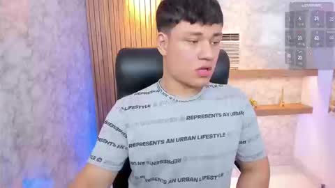 Andrew online show from September 8, 2025, 8:19 pm