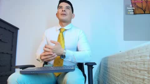 andrewstelee online show from June 10, 2026, 3:29 am
