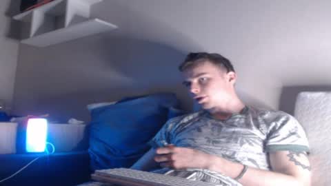 Snapshot of andrian_sweety chatting on April 4, 2026, 7:22 pm andrian_sweety online show from April 4, 2026, 7:22 pm