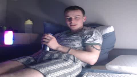 Snapshot of andrian_sweety chatting on April 5, 2026, 11:24 pm andrian_sweety online show from April 5, 2026, 11:24 pm