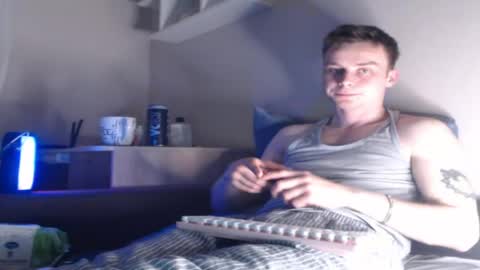 Snapshot of andrian_sweety chatting on April 19, 2026, 9:39 pm andrian_sweety online show from April 19, 2026, 9:39 pm