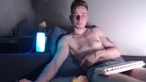 Snapshot of andrian_sweety chatting on June 6, 2026, 9:41 pm andrian_sweety online show from June 6, 2026, 9:41 pm