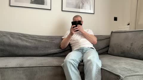 andrii3000 online show from April 19, 2026, 12:37 pm