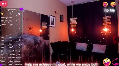 Snapshot of andrius_24 chatting on September 18, 2025, 6:54 pm online show from September 18, 2025, 6:54 pm