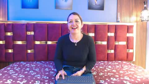 Snapshot of andry_will chatting on June 6, 2026, 8:24 pm Andry online show from June 6, 2026, 8:24 pm