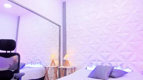 andryhot7 online show from February 1, 2026, 12:48 pm