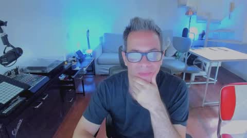 Snapshot of andy0pandi chatting on March 1, 2026, 1:46 pm Andrew online show from March 1, 2026, 1:46 pm