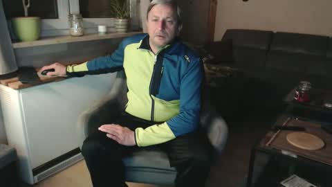 Andy online show from March 11, 2026, 6:25 pm