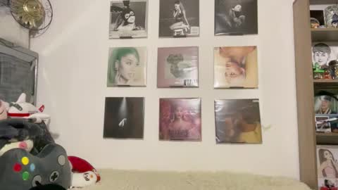 Andy online show from November 4, 2025, 4:06 pm