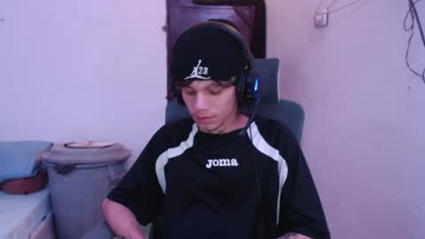 andy_dan1 online show from June 20, 2026, 12:30 pm