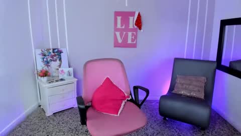 Andrea online show from December 24, 2024, 9:00 pm