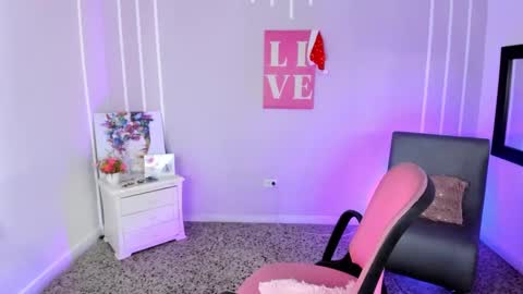 Andrea online show from December 26, 2024, 2:37 pm