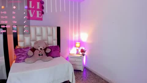 Andrea online show from July 15, 2026, 11:59 am