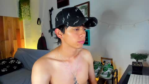 Snapshot of andy_guez_11 chatting on February 3, 2025, 1:08 pm andy_guez_11 online show from February 3, 2025, 1:08 pm