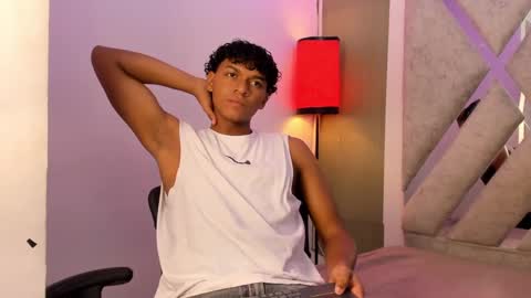 Snapshot of andy_jones7 chatting on September 22, 2025, 3:19 am andy_jones7 online show from September 22, 2025, 3:19 am