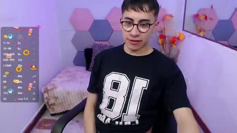Andy online show from June 3, 2026, 8:25 pm
