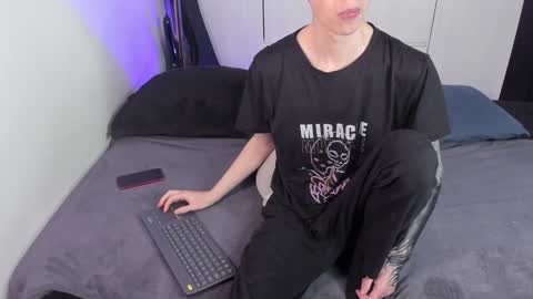 twx Andy twink3 online show from January 21, 2025, 1:43 pm