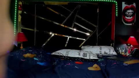 andyandfrank online show from September 25, 2025, 8:23 pm