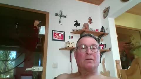 andybayern online show from May 1, 2026, 6:29 am