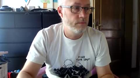 Andy online show from September 18, 2025, 2:19 pm