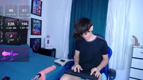 andy online show from December 4, 2025, 10:29 pm