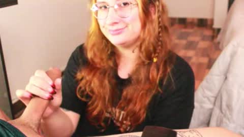 Cherry online show from November 4, 2025, 10:20 pm