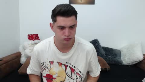 Snapshot of andyfame1 chatting on December 25, 2024, 7:24 am Andy Fame online show from December 25, 2024, 7:24 am