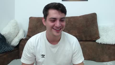 Snapshot of andyfame1 chatting on January 18, 2025, 3:20 am Andy Fame online show from January 18, 2025, 3:20 am