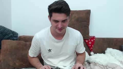 Snapshot of andyfame1 chatting on January 21, 2025, 5:49 am Andy Fame online show from January 21, 2025, 5:49 am