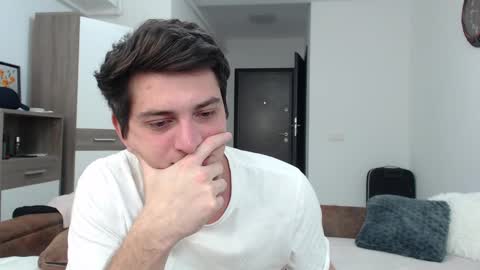 Snapshot of andyfame1 chatting on March 6, 2025, 3:35 am Andy Fame online show from March 6, 2025, 3:35 am