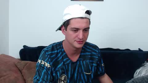 Snapshot of andyfame1 chatting on October 22, 2025, 6:57 am Andy Fame online show from October 22, 2025, 6:57 am